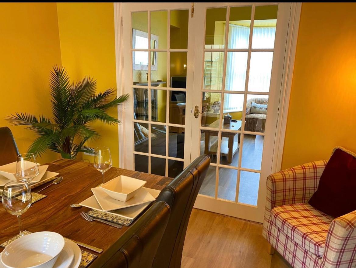 Honey Cottage Tenby Exterior photo